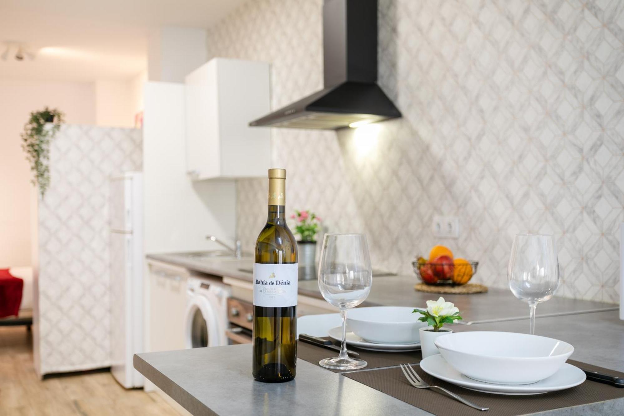 Apartamentos San Leandro, Centro Alicante Luaran gambar