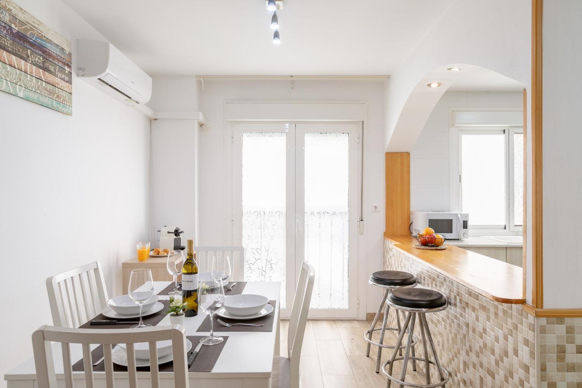 Apartamentos San Leandro, Centro Alicante Luaran gambar