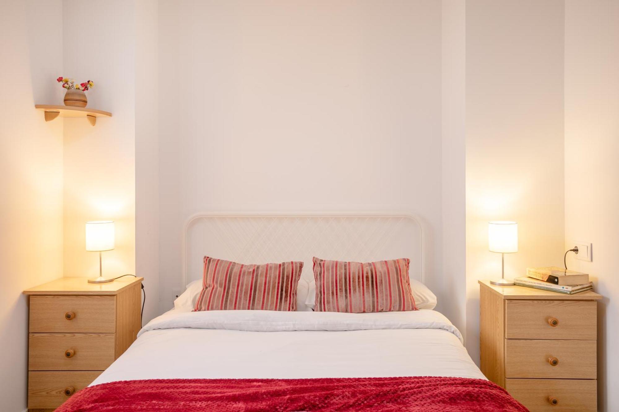 Apartamentos San Leandro, Centro Alicante Luaran gambar